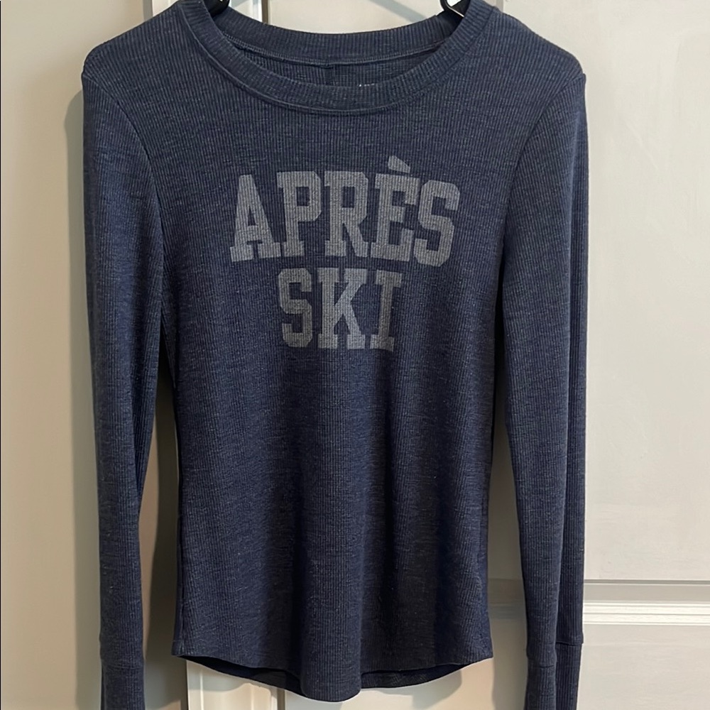 American Eagle Y2K Navy Long Sleeve Knit top